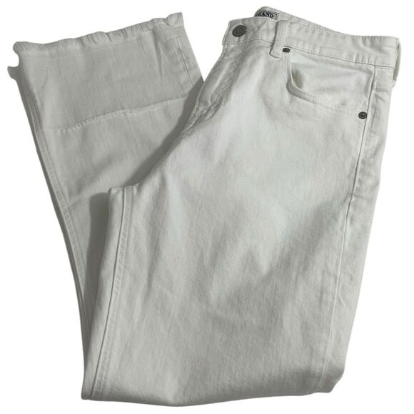 LUCKY Brand Bridgette Mini Boot White Jeans Size 8 / 29 Cropped Raw Hem Denim - Picture 3 of 10